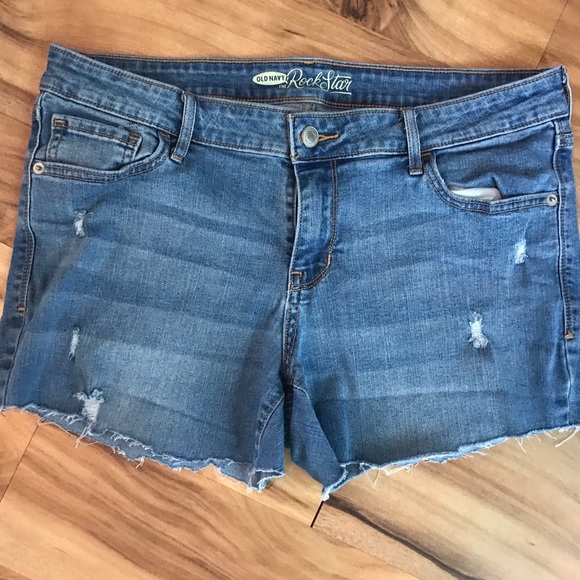 Old Navy Pants - 🌸Old Navy Rockstar Shorts🌸